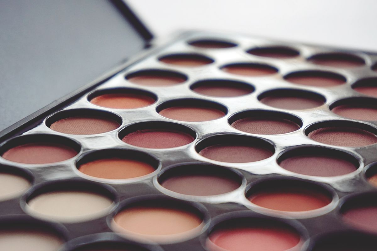 An eyeshadow palette with assorted complementary shades